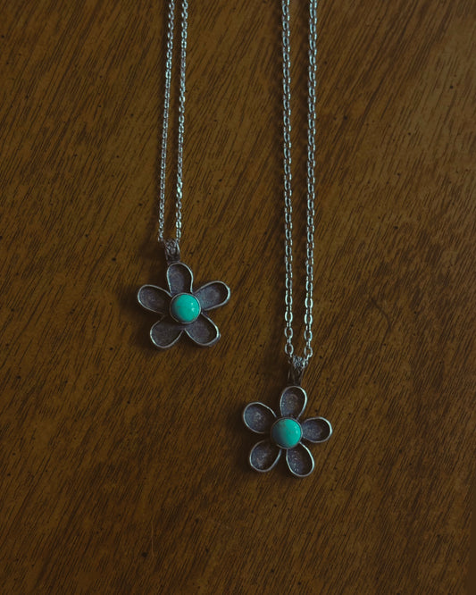 Desert Daisy Necklace - Sterling Silver | Kingman Turquoise
